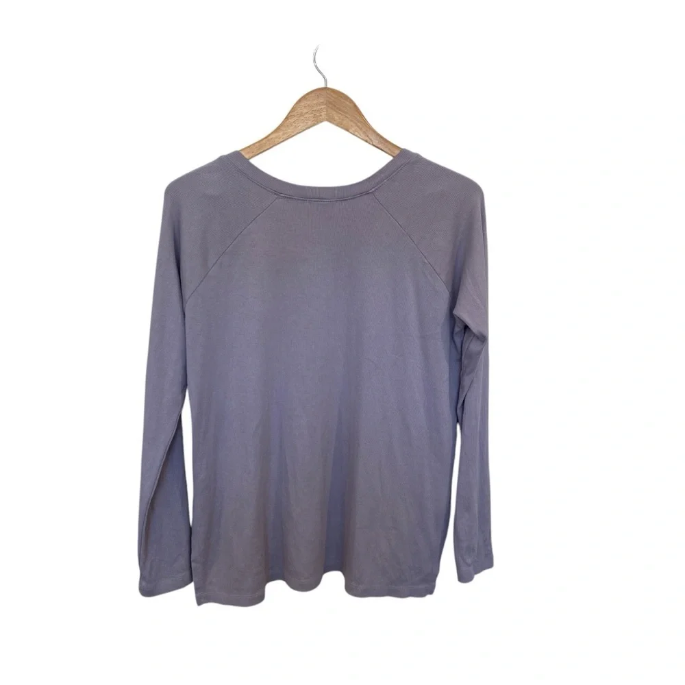 PJ Harlow Frankie Rib Long Sleeve V-Neck with Side Slits Size Medium Like New - Picture 5 of 11